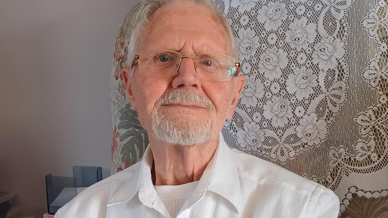 Food Friends volunteer